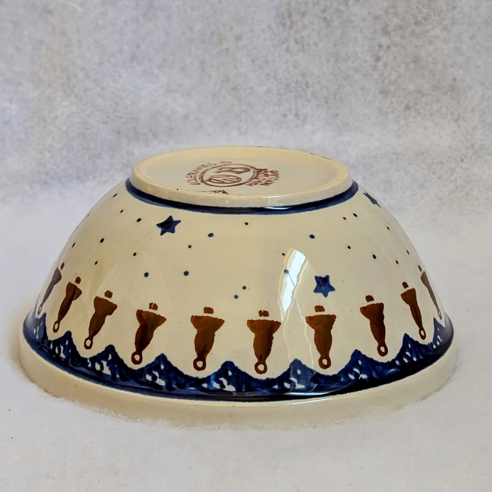 Polish Pottery Medium Bowl with Snowman Design - Picture 3 of 6